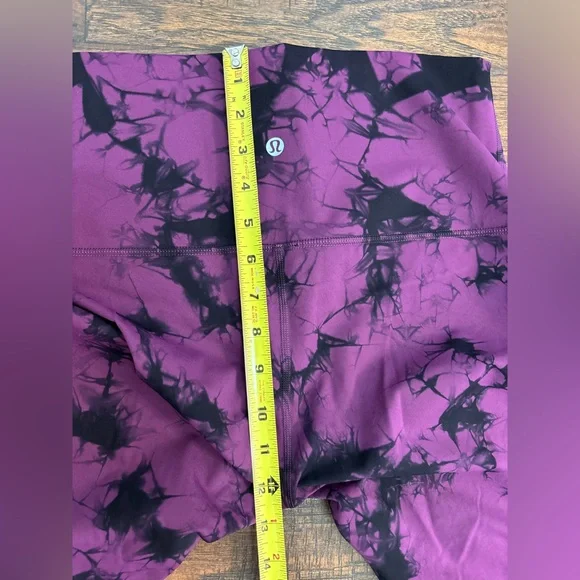 Lululemon Wunder Under Tie-dye Shibori Darkest Magenta Purple Black Leggings - Picture 3 of 7